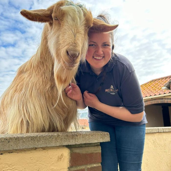 Keeper Kenzie – Henry loves a selfie